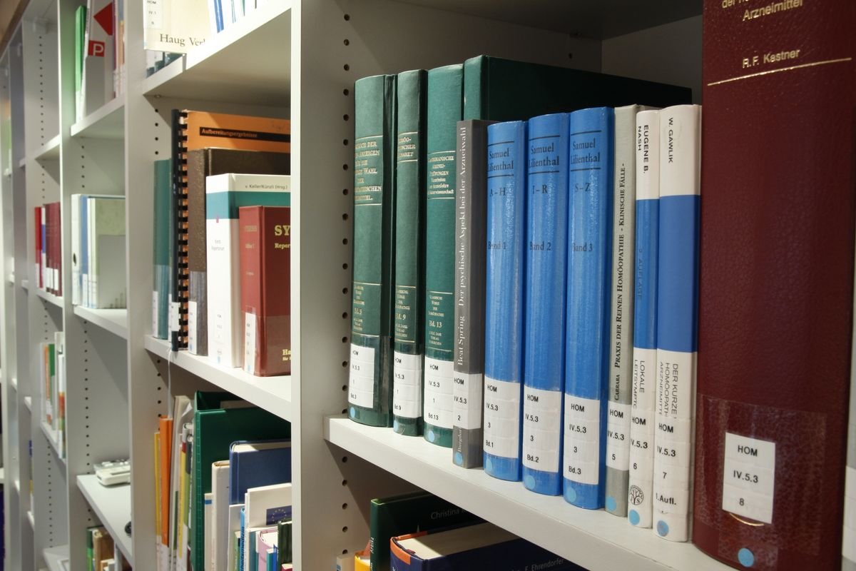 Knowledge & Community
